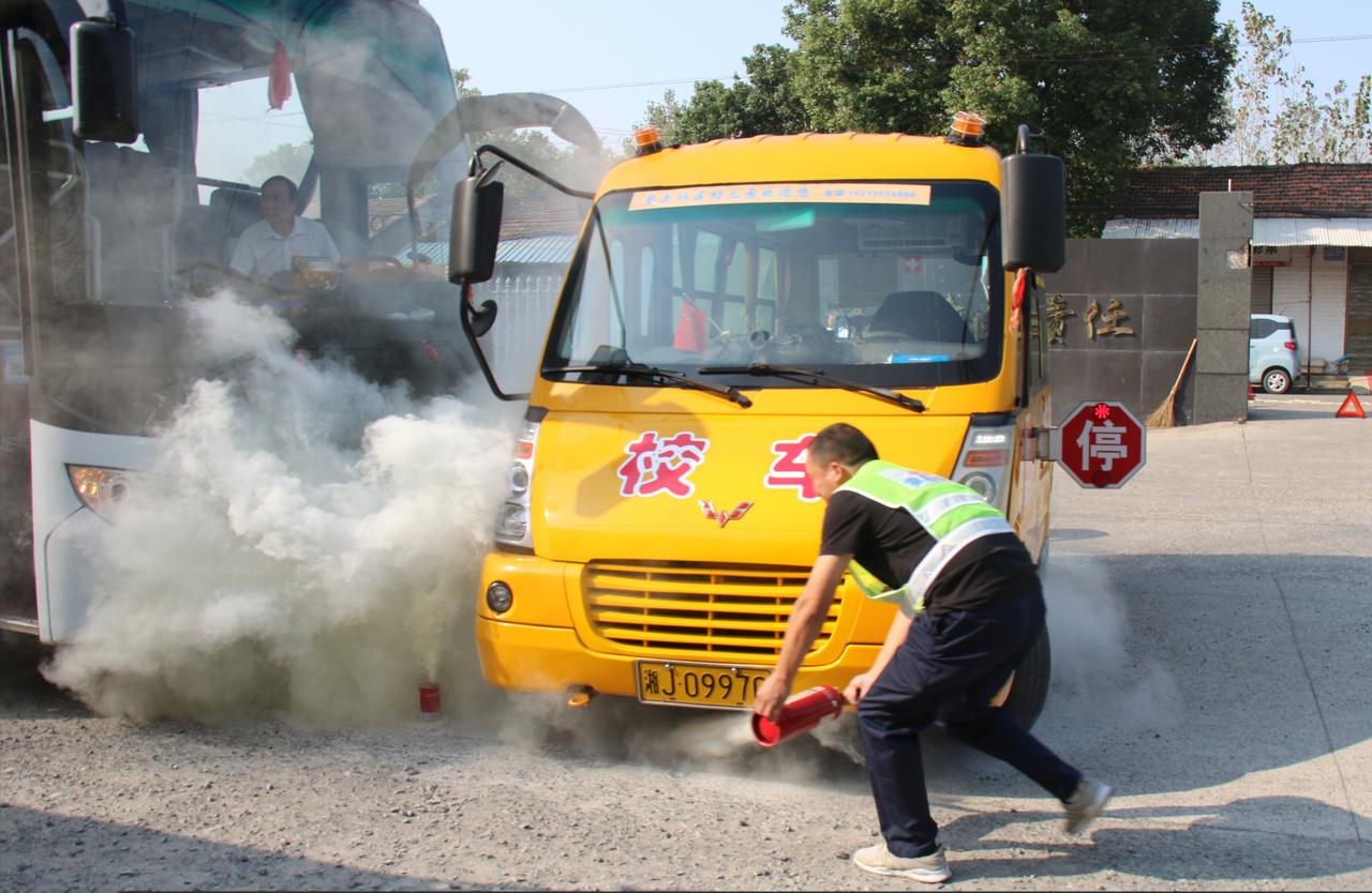 常德市湘北汽車運輸有限公司,常德包車客運,常德旅游服務(wù),校車服務(wù)